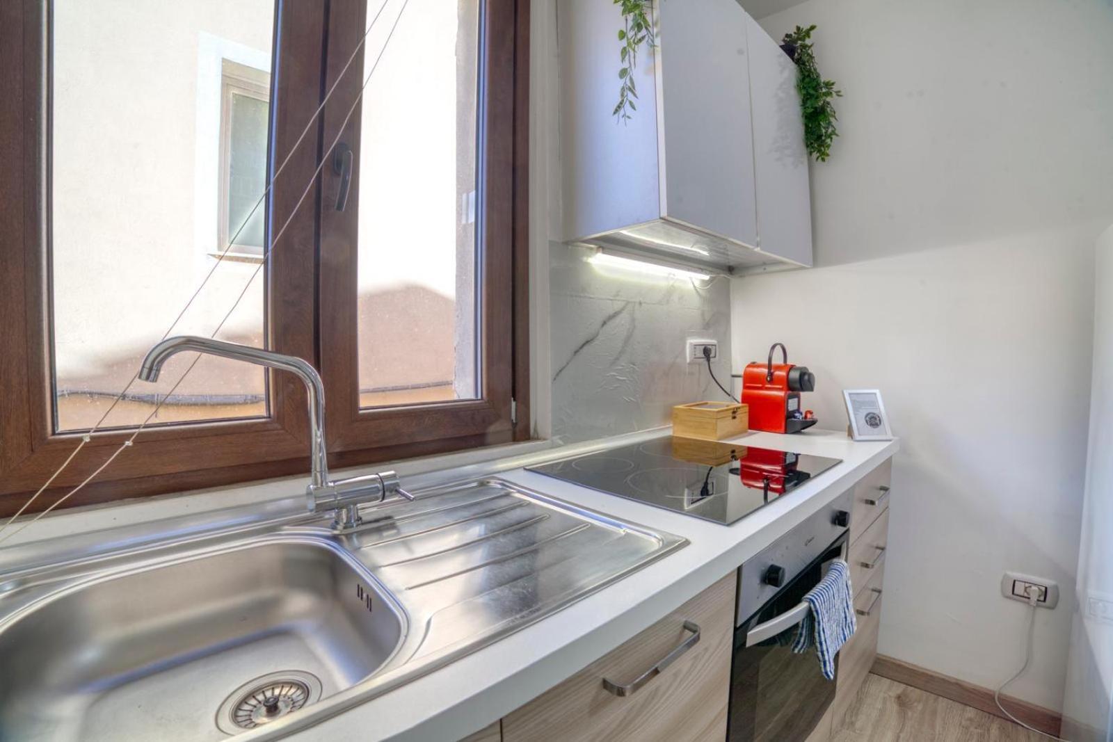 Sassari-Centro Elegante Appartamento Con Wifi E Netflix Eksteriør billede